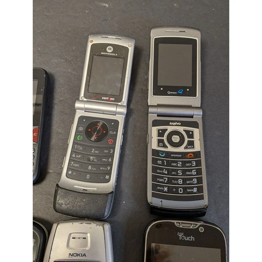 Flip, Slider and Smart Phone Lot - 8 Phones Total Untested